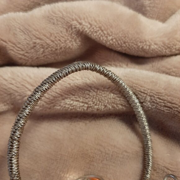 VINTAGE Handmade Wire Wrapped Cuff Bracelets with Blue and Orange Glass Stones - Picture 6 of 8